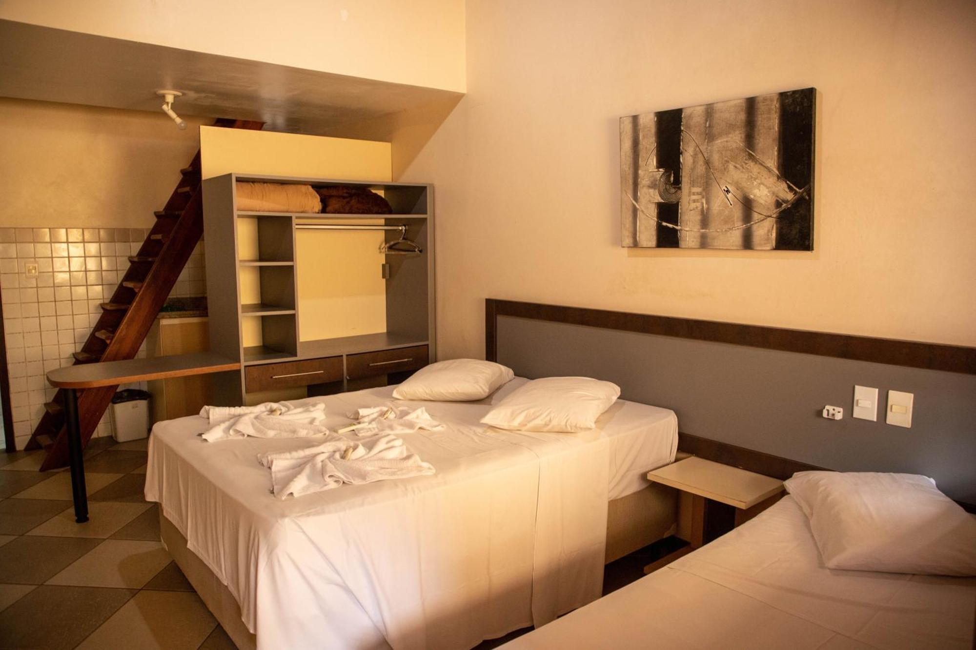 Lonier Praia Inn Flats Vila do Abraao Ngoại thất bức ảnh