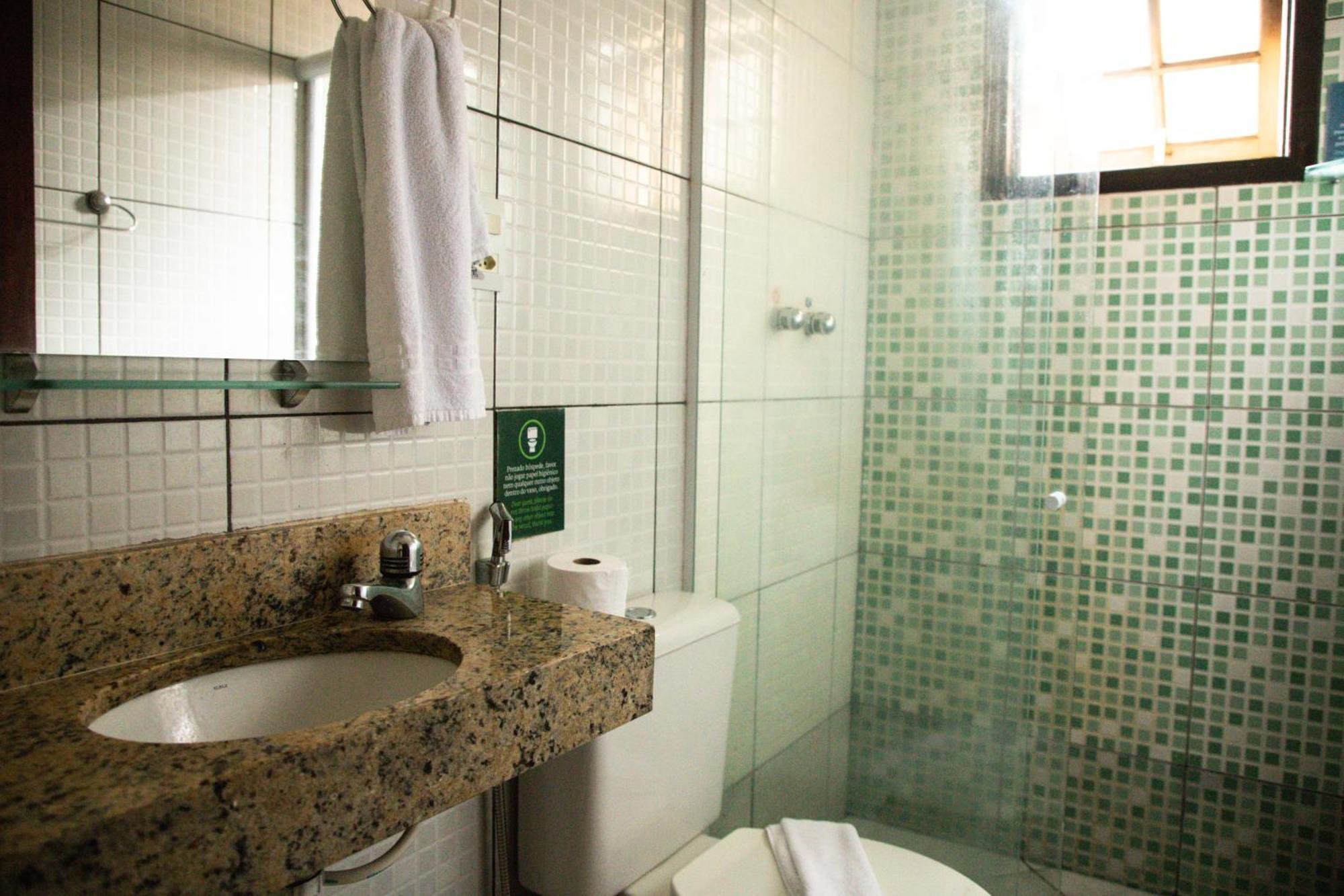 Lonier Praia Inn Flats Vila do Abraao Ngoại thất bức ảnh